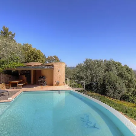 Vue En Avec Piscine Ferienhaus