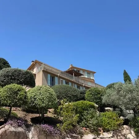 Дом отдыха Vue En Avec Piscine