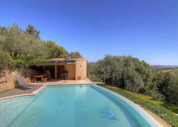 Vue En Avec Piscine Ferienhaus