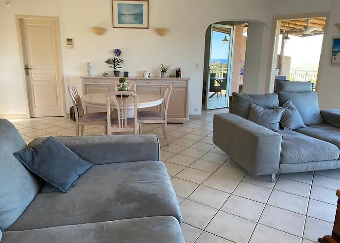 Vue En Avec Piscine * Porto-Vecchio (Corsica)